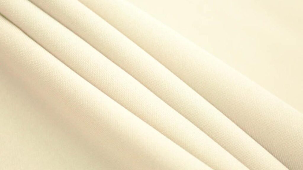 200 GSM Polyester Plain Fabric