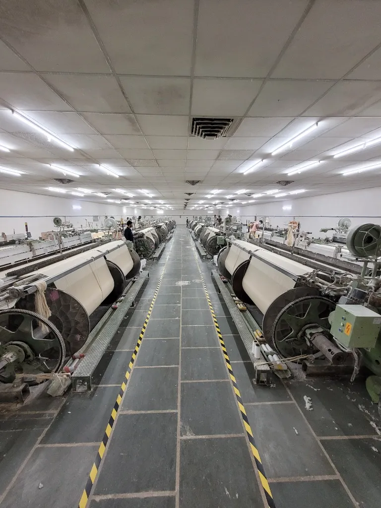 High-speed automatic loom weaving unit